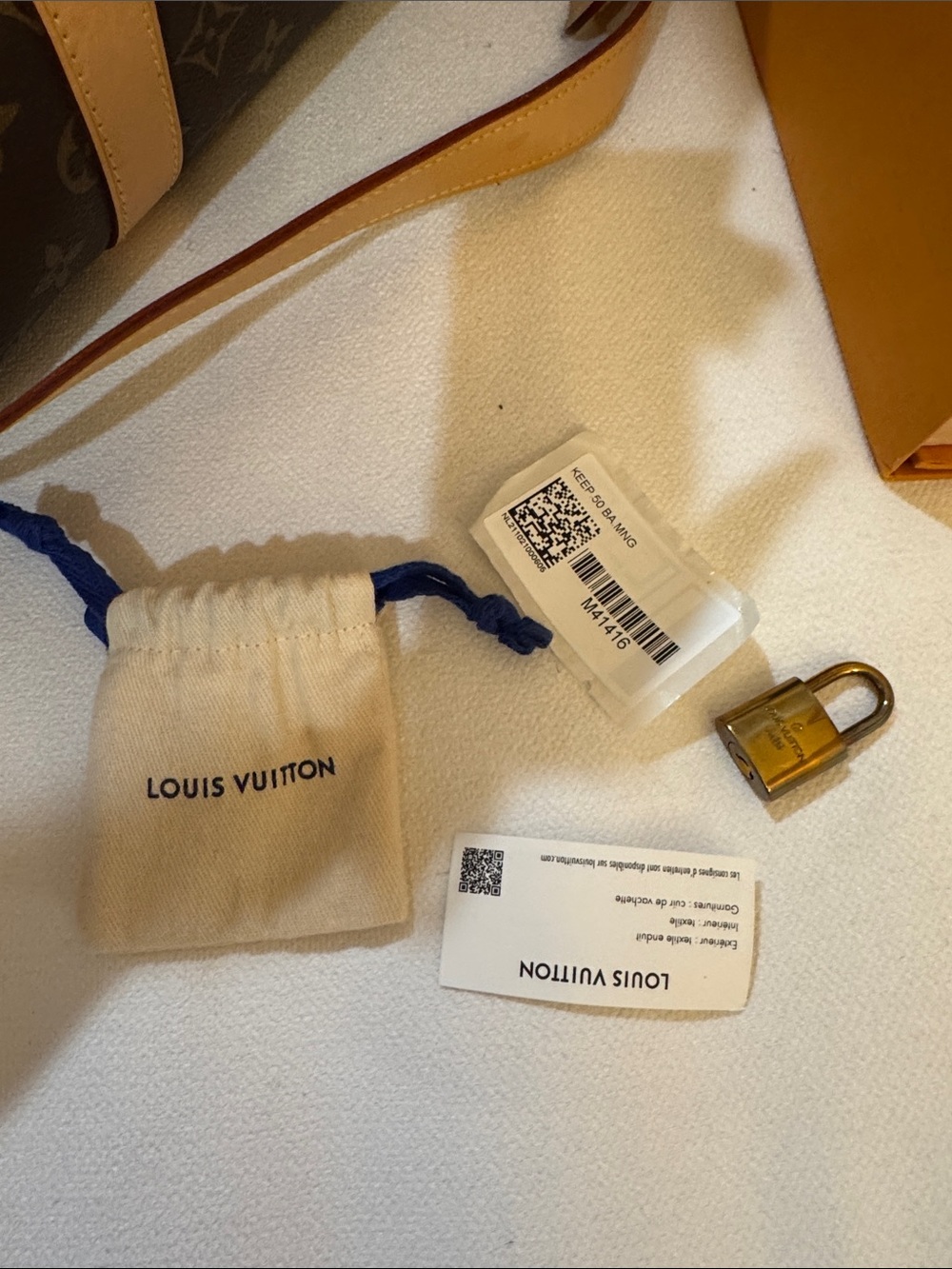 Louis Vuitton Monogram Keepall Bandoulière 50 with Natural Vachetta Trim - Picture 8 of 8
